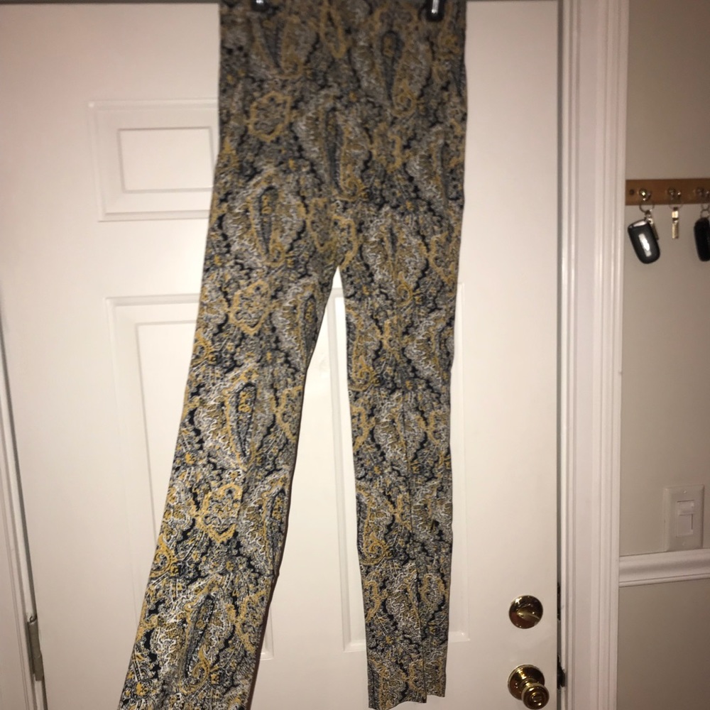 Zara women’s palazzo pants paisley size small